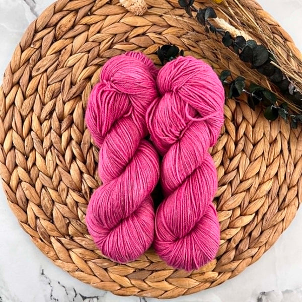 Hibiscus - Laine recyclée et nylon recyclé grosseur fingering, prête à partir