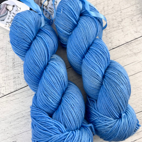 OOAK bleu - Laine grosseur fingering SW merino/nylon, prête à partir
