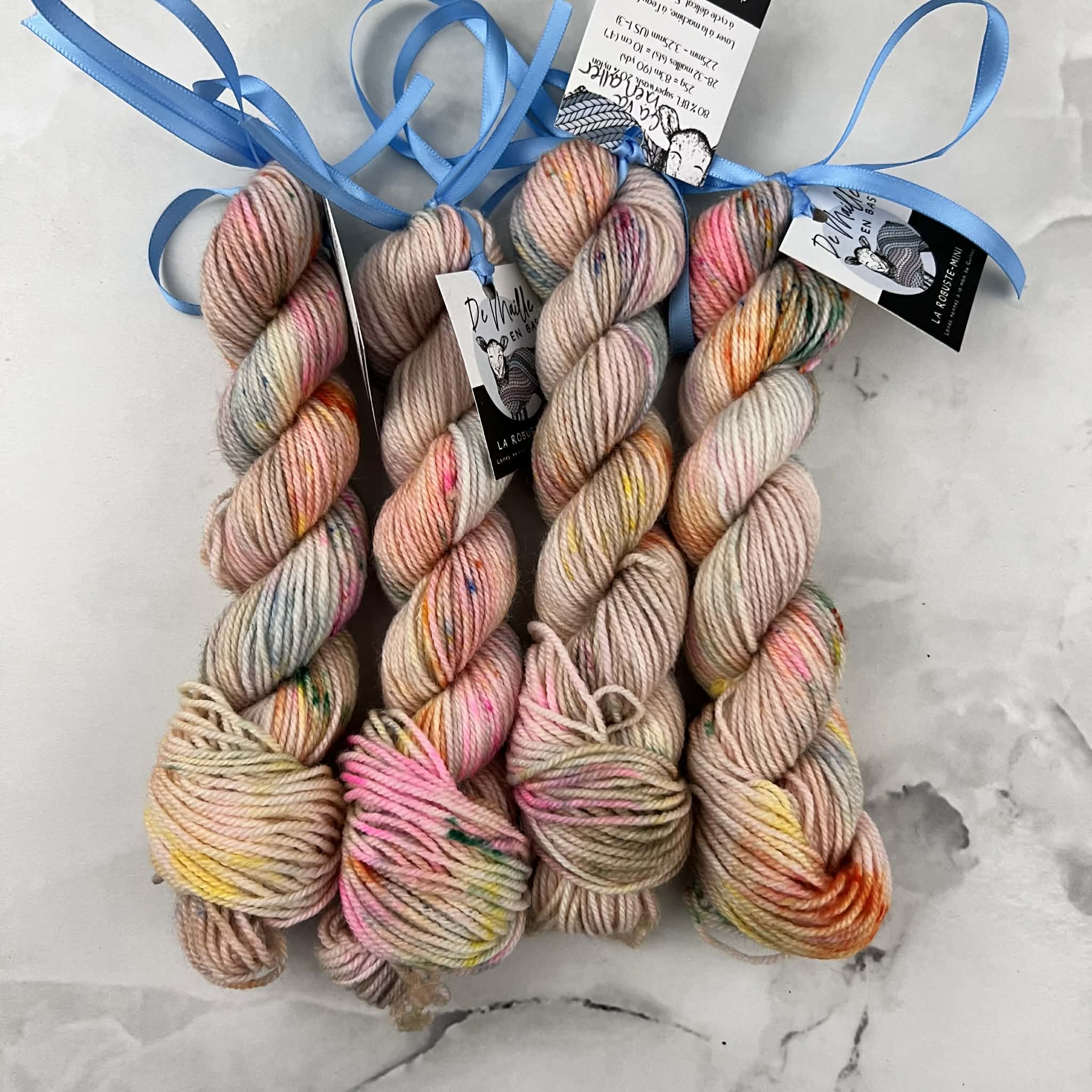 Ça va bien aller - Mini écheveaux de laine fingering SW BFL/nylon, prête à partir