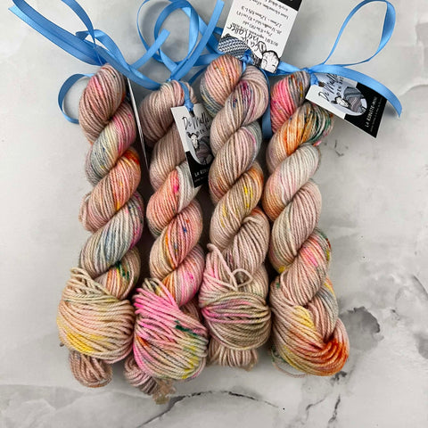 Ça va bien aller - Mini écheveaux de laine fingering SW BFL/nylon, prête à partir