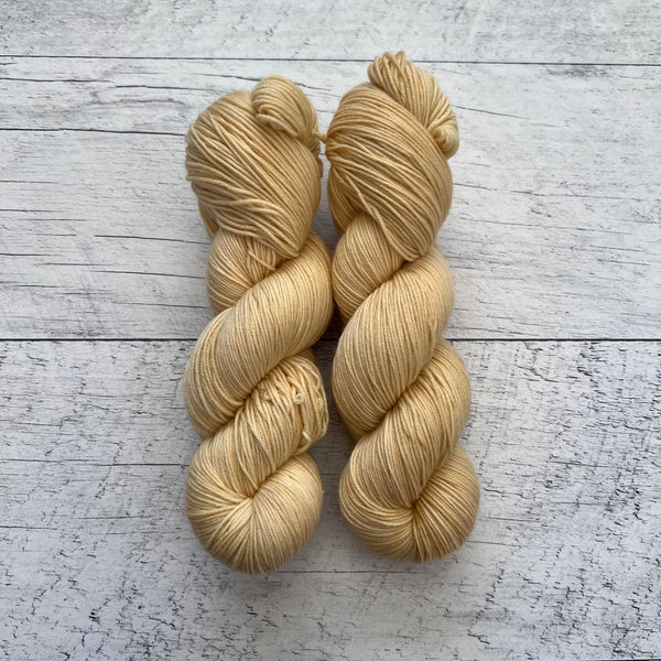 Paille - Laine grosseur fingering SW merino/nylon, prête à partir