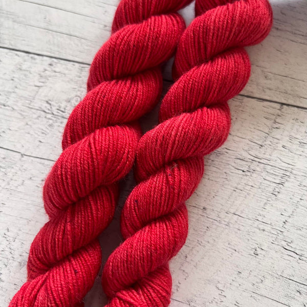 Ô Canada - Mini écheveau grosseur fingering SW merino/nylon, prêt à partir