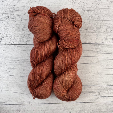 Poulin - Laine grosseur lace merino/cachemire/soie, prête à partir