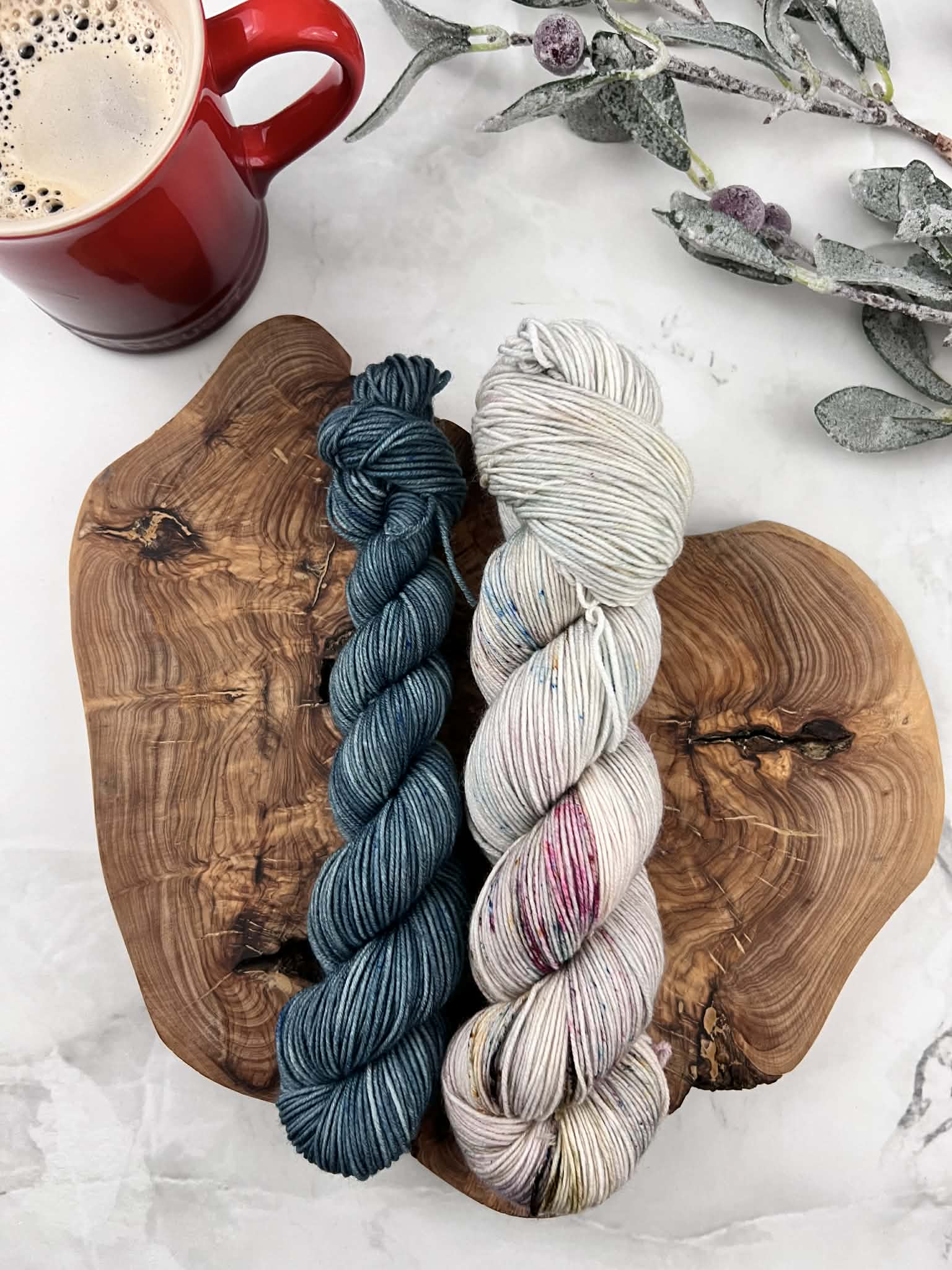 Poussière d'étoile (115g) + Conifères (35g) - Ensemble de laine pour bas SW merino/nylon, prête à partir