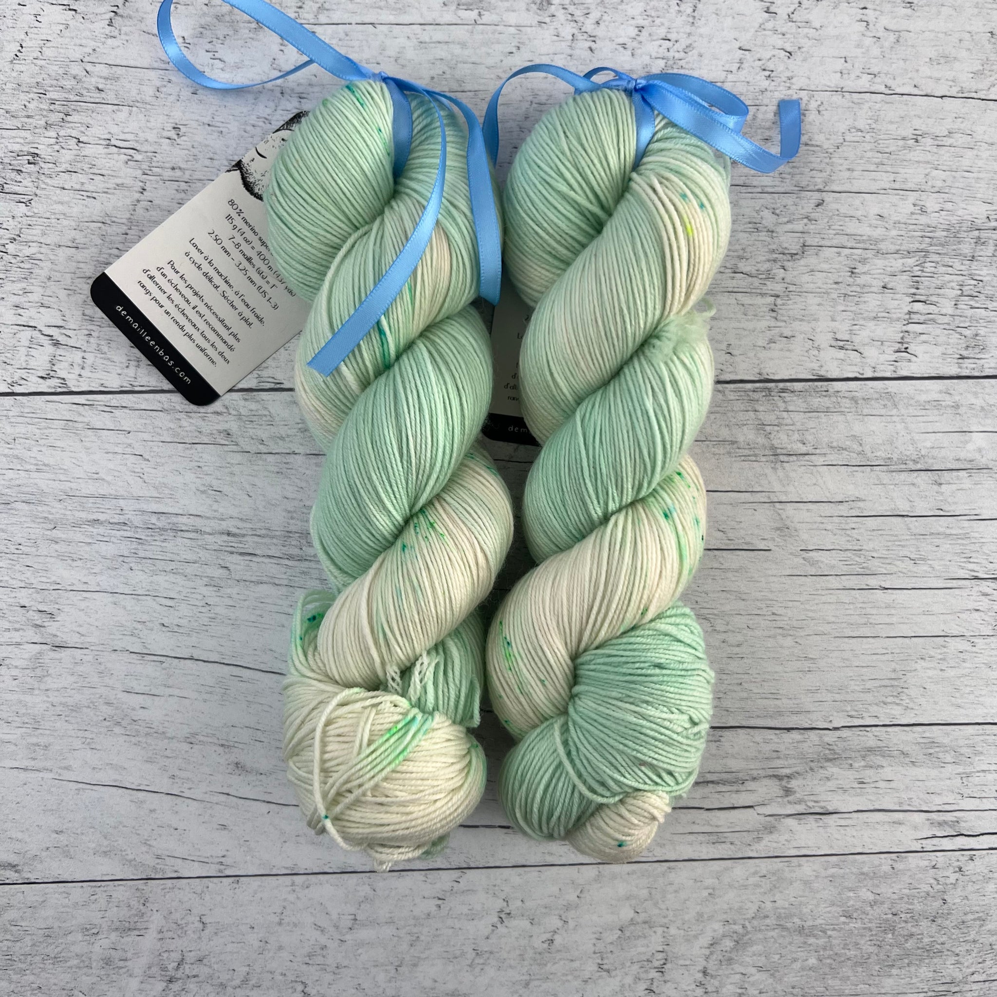 OOAK menthe - Laine grosseur fingering SW merino/nylon, prête à partir