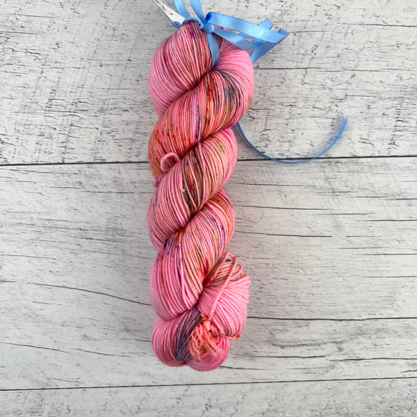 OOAK Gomme balloune - Laine grosseur fingering SW merino/nylon, prête à partir