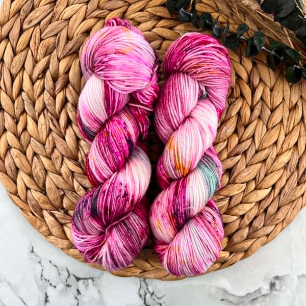 Randonnée d'automne - Laine recyclée et nylon recyclé grosseur fingering, prête à partir