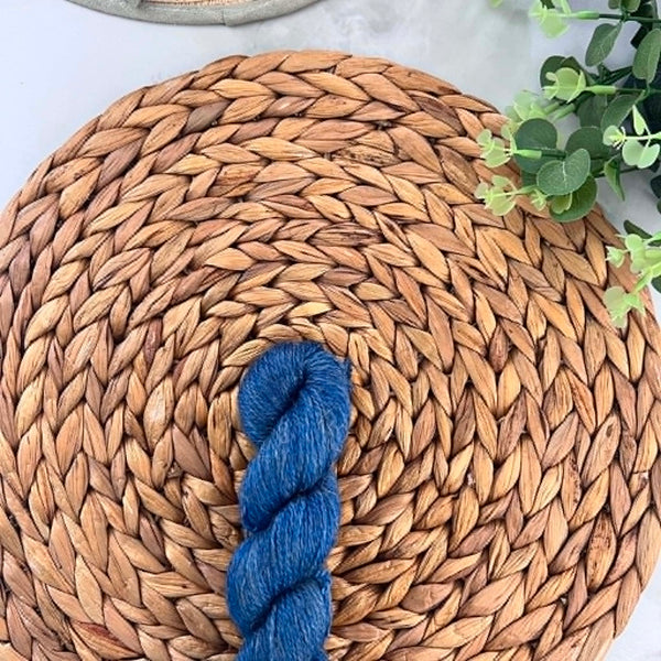 Bleu velours - Laine grosseur DK bébé alpaga/soie/lin non SW, prête à partir