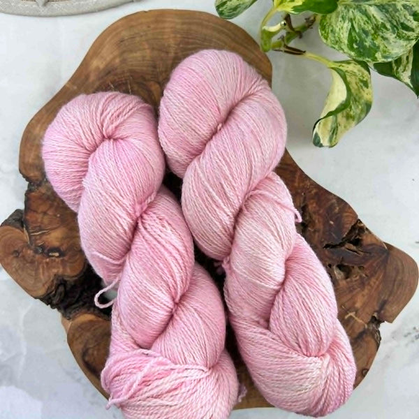 Ballerine - Laine grosseur lace merino/cachemire/soie, prête à partir