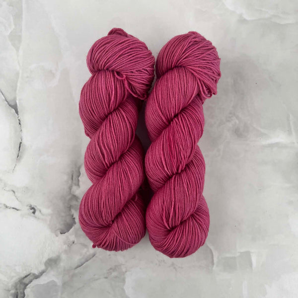 Hibiscus - Laine grosseur fingering SW merino/nylon, prête à partir