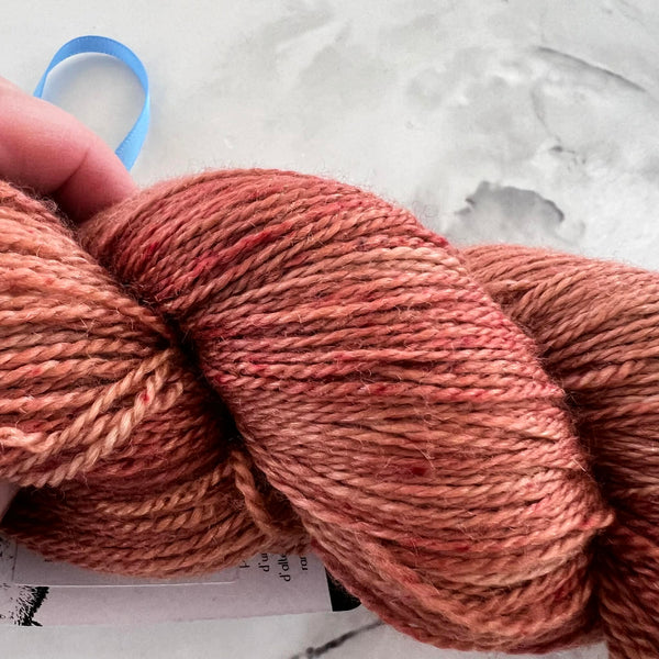 LIQUIDATION (petits défauts) Poulin - Laine grosseur lace merino/cachemire/soie, prête à partir