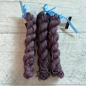 Morphée - Mini écheveaux de laine fingering SW BFL/nylon, prête à partir