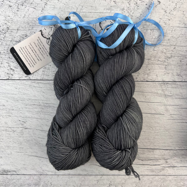 OOAK gris - Laine grosseur fingering SW merino/nylon, prête à partir