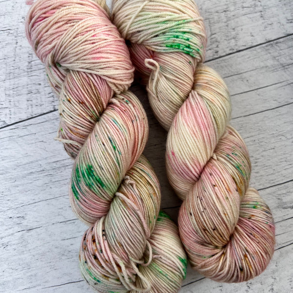 OOAK douceur - Laine grosseur fingering SW merino/nylon, prête à partir