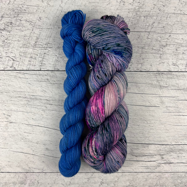 Magie de Noël (115g) + Surf (35g) - Ensemble de laine pour bas SW merino/nylon, prête à partir