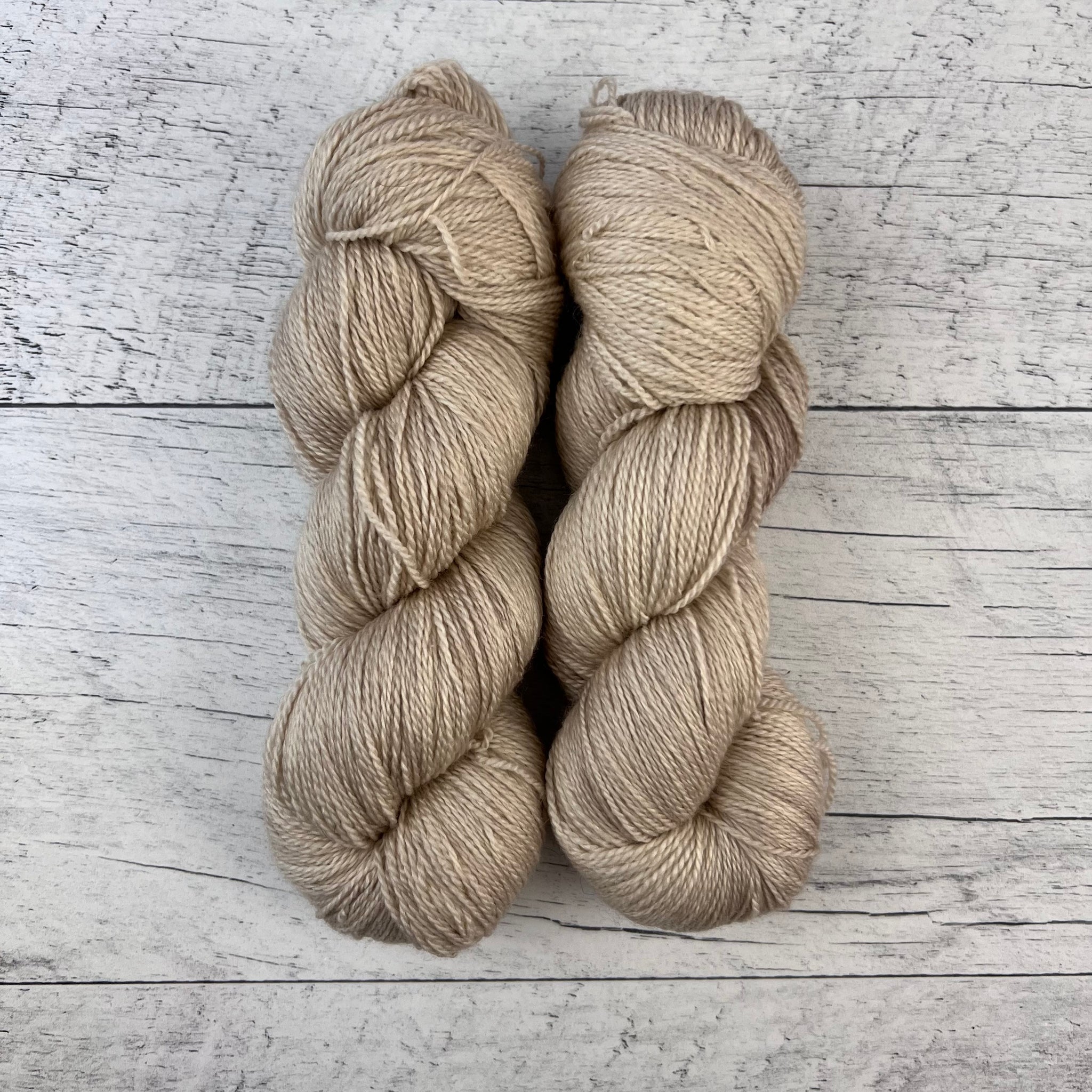 Gadoue - Laine grosseur lace merino/cachemire/soie, prête à partir