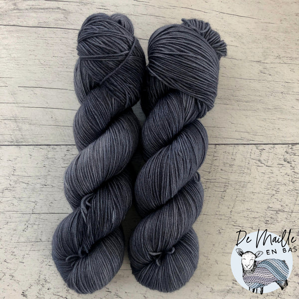 Denim - Laine grosseur fingering superwash BFL/nylon, prête à partir