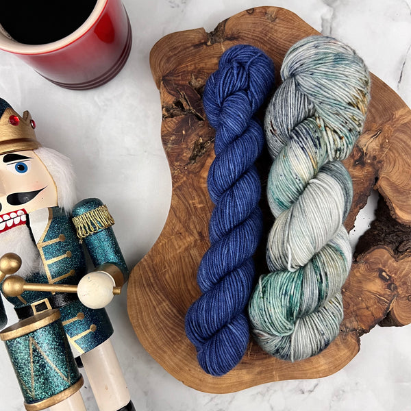 Noël chic (115g) + Novembre (35g) - Ensemble de laine pour bas SW merino/nylon, prête à partir