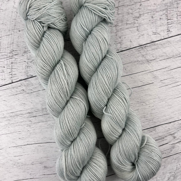 Livide - Laine grosseur fingering SW merino/coton, prête à partir