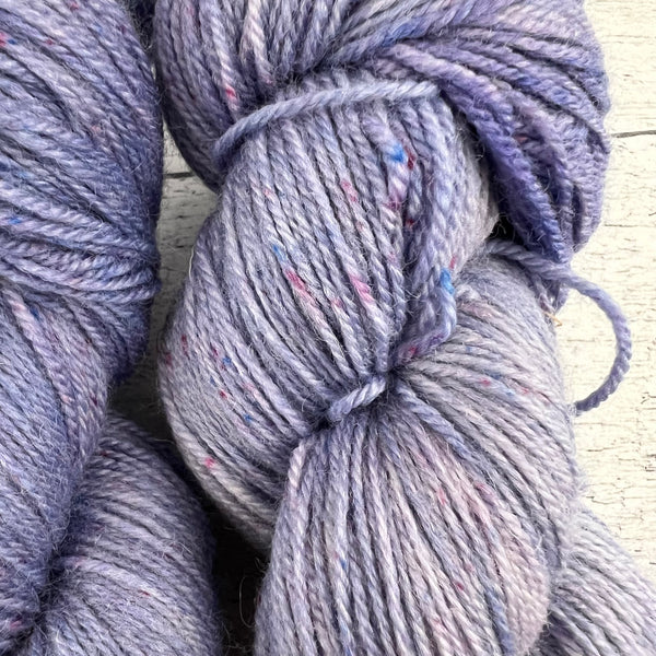 LIQUIDATION (petits défauts) Pôle Nord - Laine grosseur fingering superwash BFL/nylon, prête à partir