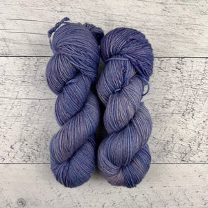 LIQUIDATION (petits défauts) Pôle Nord - Laine grosseur fingering superwash BFL/nylon, prête à partir