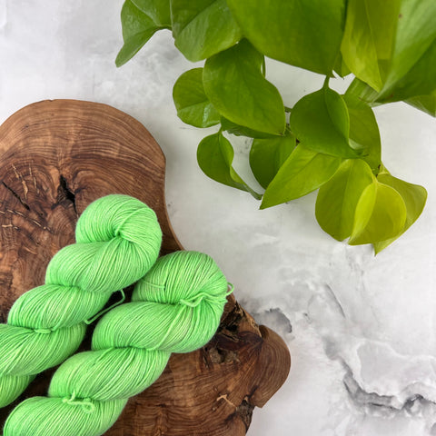 Limette - Laine grosseur fingering SW merino/coton, prête à partir