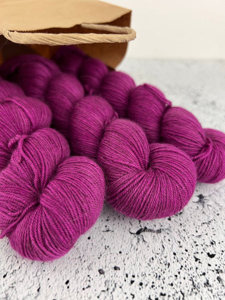 Orchidée - Laine grosseur fingering, merino/yak/nylon SW, prête à partir