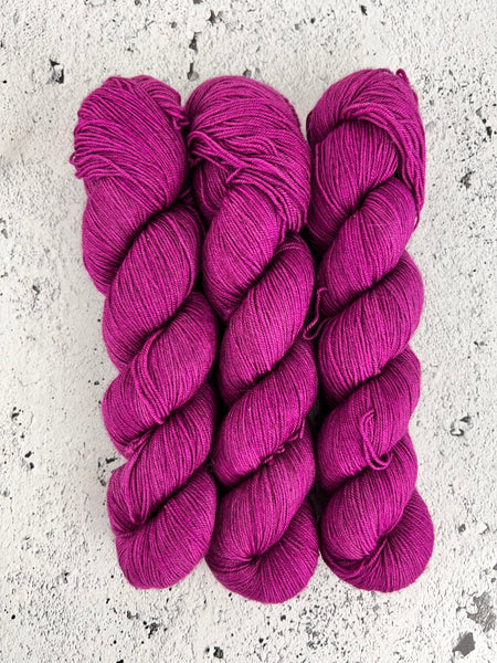 Orchidée - Laine grosseur fingering, merino/yak/nylon SW, prête à partir