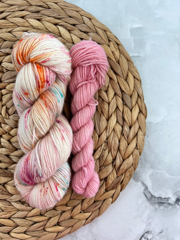 España (115g) + Floraison (25g) - Ensemble de laine pour bas SW BFL/nylon, prête à partir