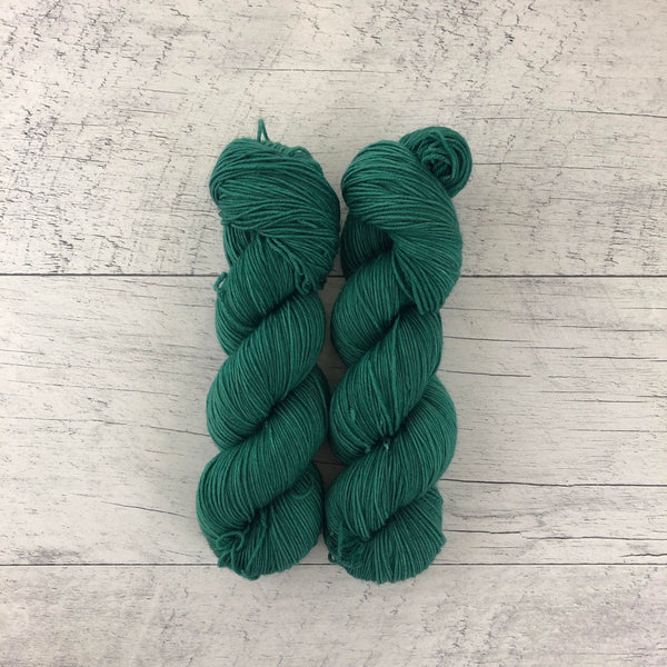 Ruban - Laine grosseur fingering superwash BFL/nylon, prête à partir