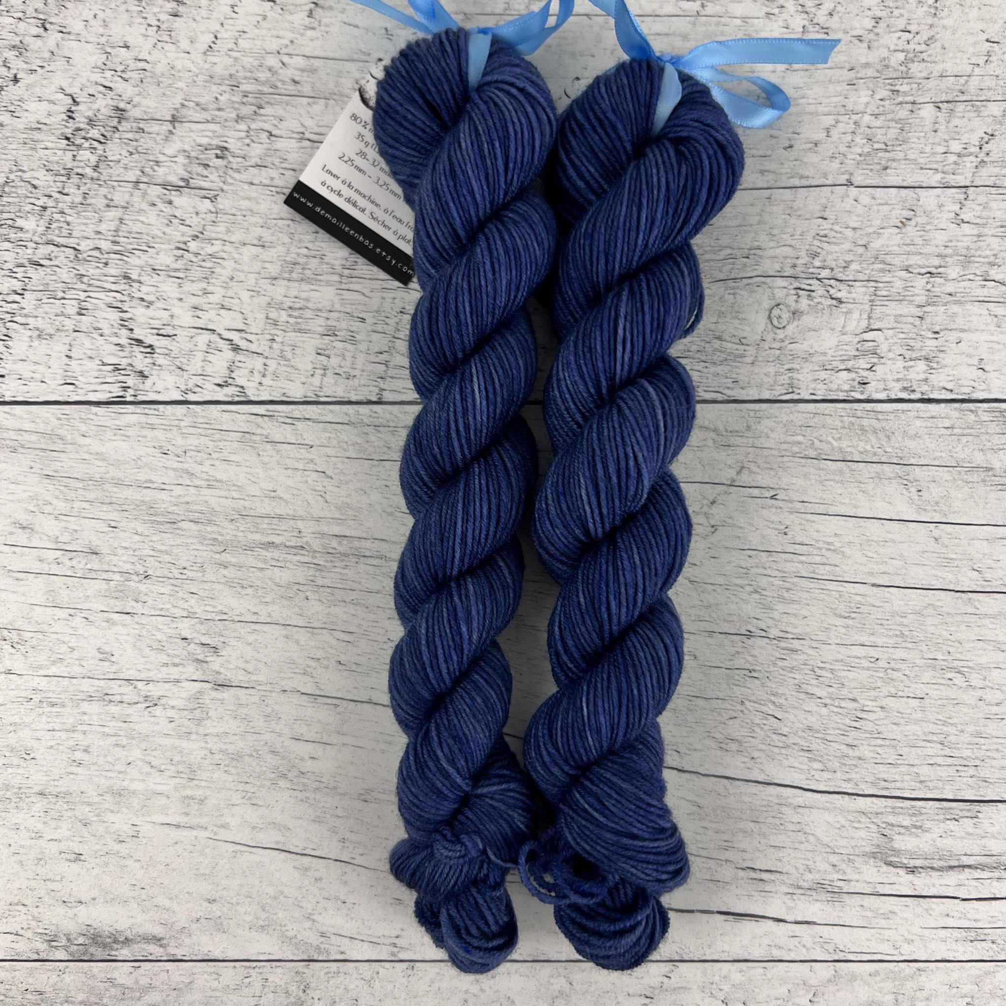 Novembre - Mini écheveau grosseur fingering SW merino/nylon, prêt à partir