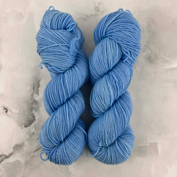 Myosotis - Laine grosseur fingering SW merino/nylon, prête à partir
