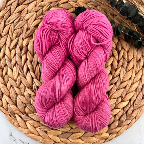 Hibiscus - Laine recyclée et nylon recyclé grosseur fingering, prête à partir
