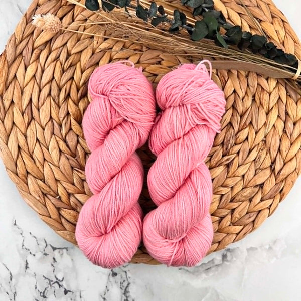 Floraison - Laine grosseur fingering non SW merino/BFL/nylon, prête à partir