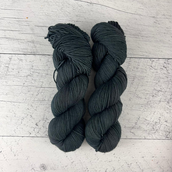 Taïga - Laine grosseur fingering SW merino/nylon, prête à partir