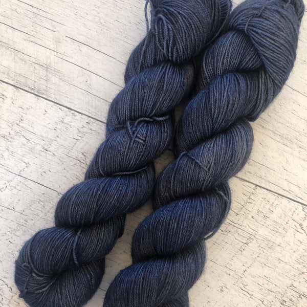Lac gelé - Laine grosseur fingering merino/yak/nylon SW, prête à partir