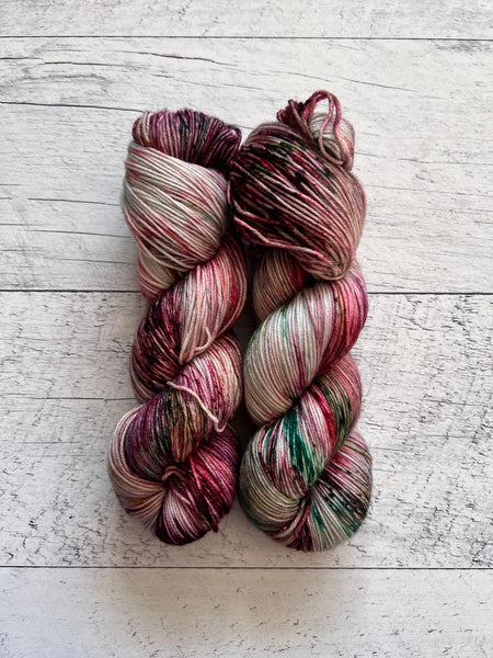Bad Santa - Laine grosseur fingering SW merino/nylon, prête à partir