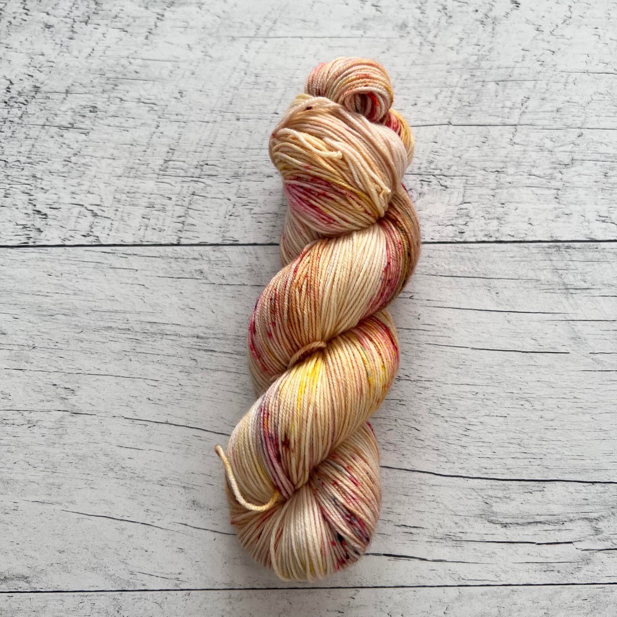 OOAK Fiesta - Laine grosseur fingering SW merino/nylon, prête à partir
