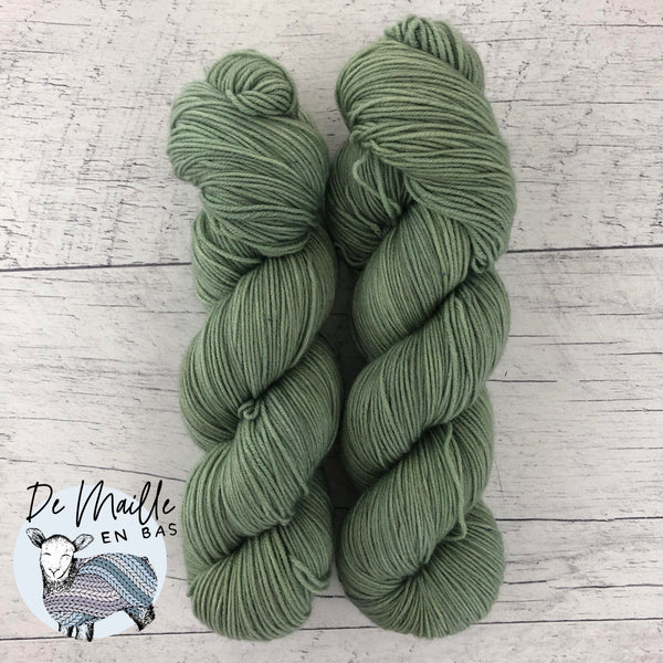 Épinette - Laine grosseur DK, 100% polwarth, prêt à partir