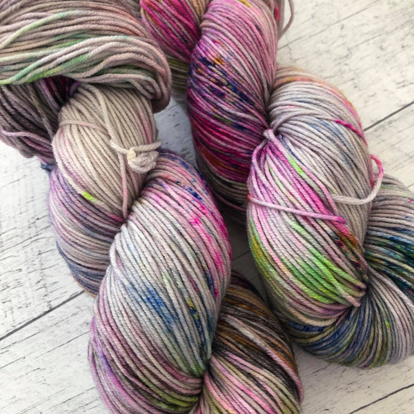 Douce folie - Laine grosseur fingering SW merino/nylon, prêt à partir