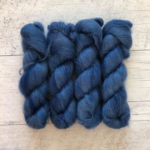 Bleu velours - Laine grosseur dentelle lace mohair/soie, prête à partir