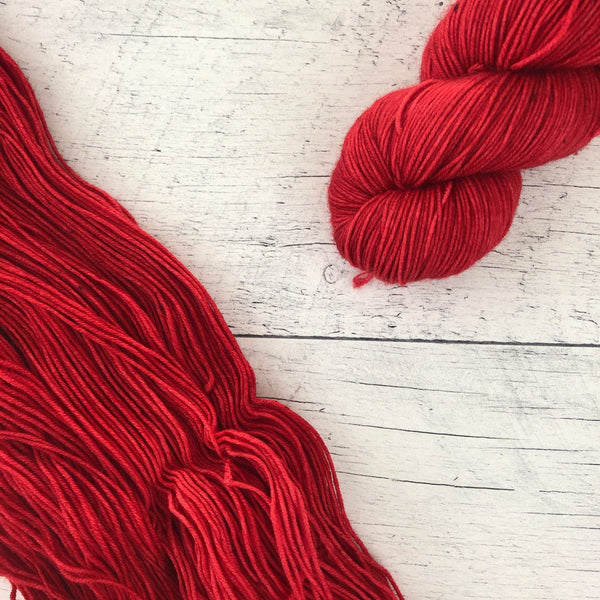 Ô Canada - Laine grosseur fingering SW merino/nylon, prête à partir